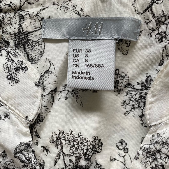 H&M Black Floral Print Blouse - Picture 4 of 5
